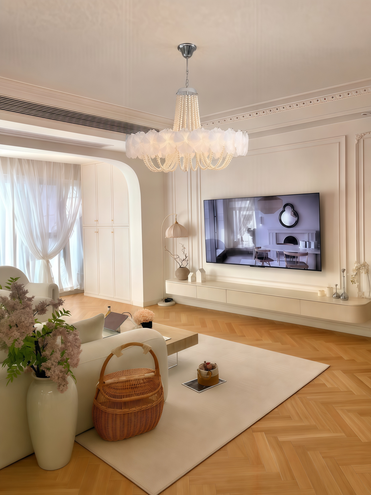 French Light Luxury Pearl Flower Chandelier