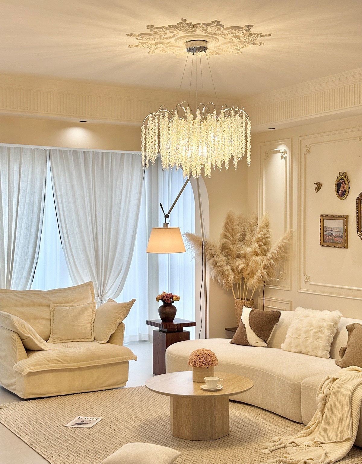 New French-style crystal chandelier for living rooms; premium imported Egyptian crystal; suitable for luxury villa foyers, dining rooms, and master bedrooms; features a "quiet luxury" aesthetic.